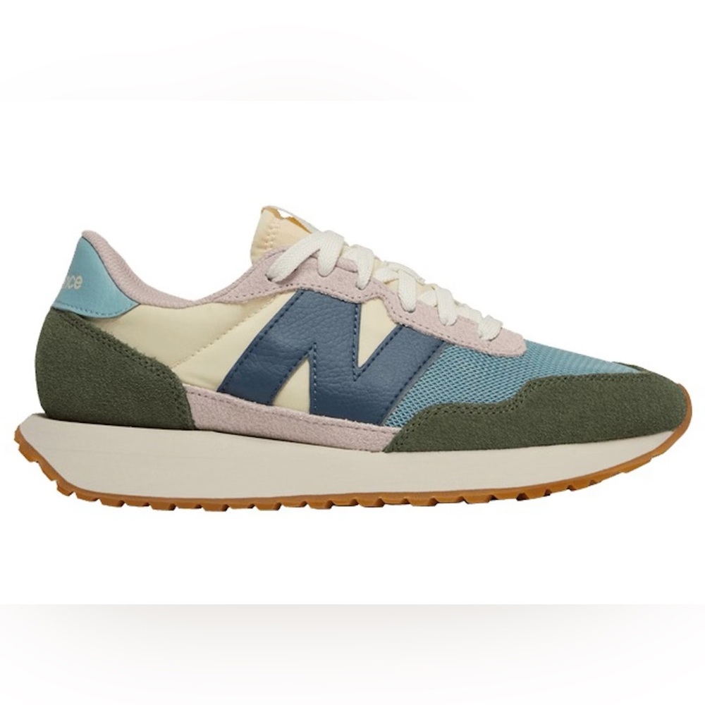 New Balance 237 size 8